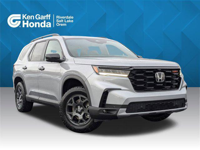 new 2025 Honda Pilot car, priced at $50,100