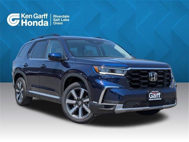 new 2025 Honda Pilot car, priced at $48,945