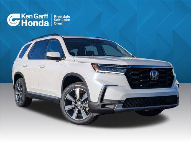 new 2025 Honda Pilot car, priced at $54,930