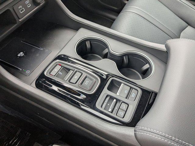 new 2025 Honda Pilot car, priced at $53,485