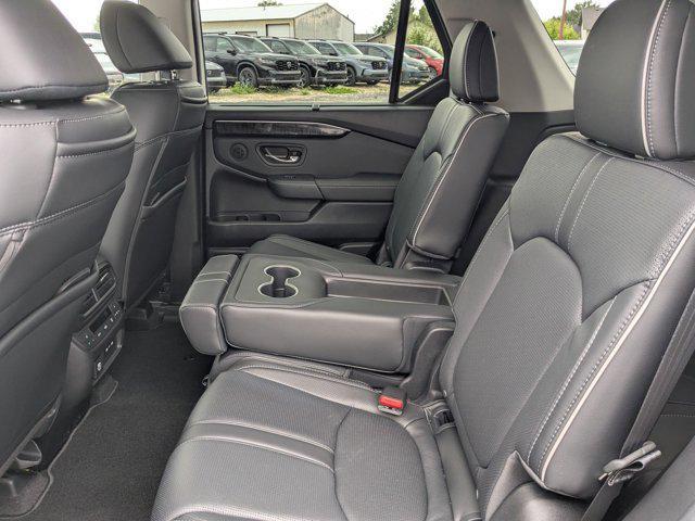new 2025 Honda Pilot car, priced at $53,485