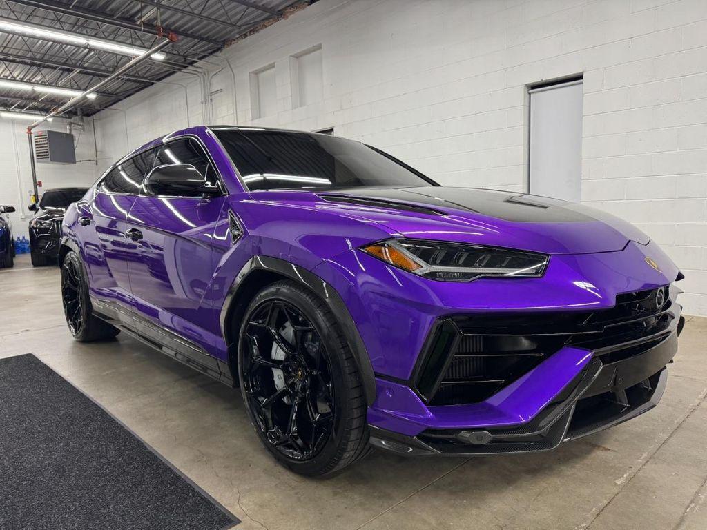 used 2023 Lamborghini Urus car, priced at $280,385