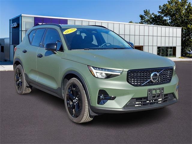 new 2025 Volvo XC40 car, priced at $48,340
