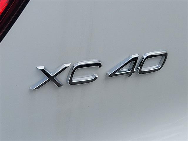 new 2025 Volvo XC40 car, priced at $49,565