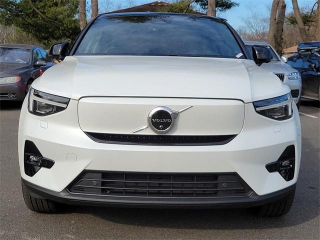 used 2022 Volvo C40 Recharge Pure Electric car, priced at $34,250