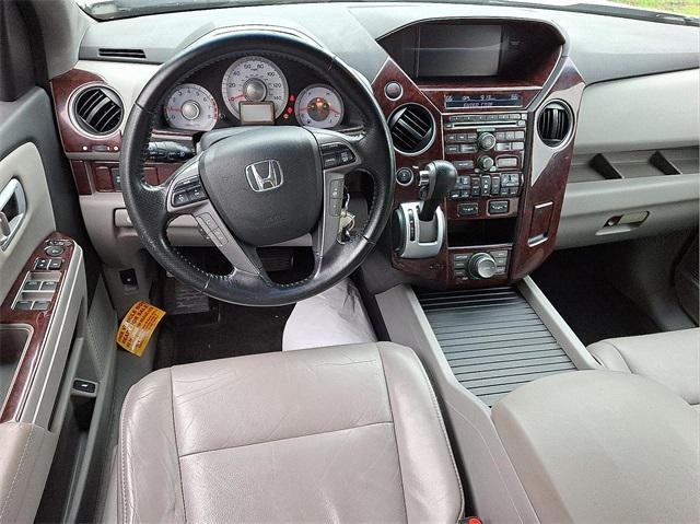 used 2011 Honda Pilot car, priced at $8,000