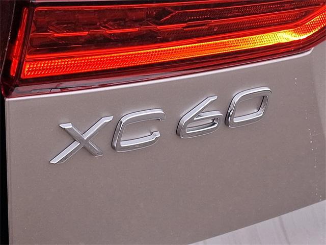 new 2025 Volvo XC60 car, priced at $55,335