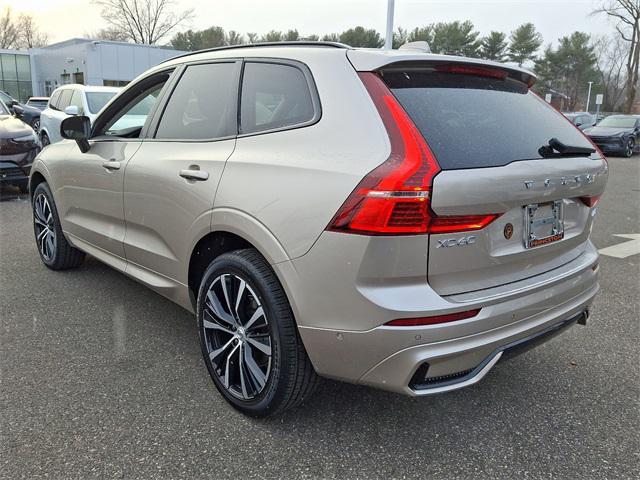 new 2025 Volvo XC60 car, priced at $55,335