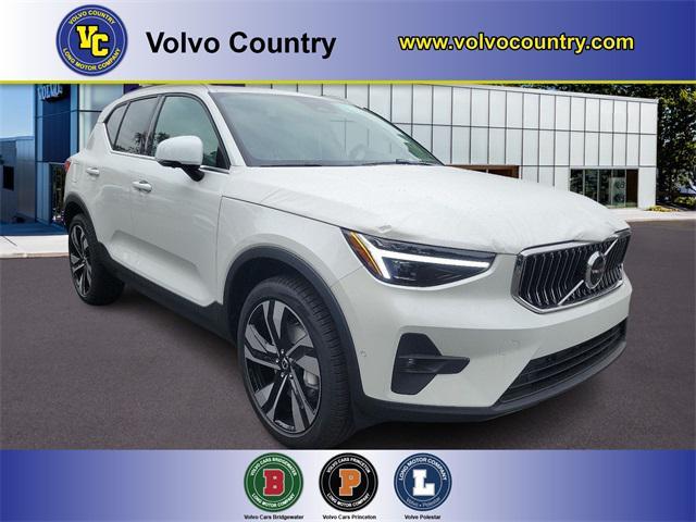 new 2025 Volvo XC40 car, priced at $51,040