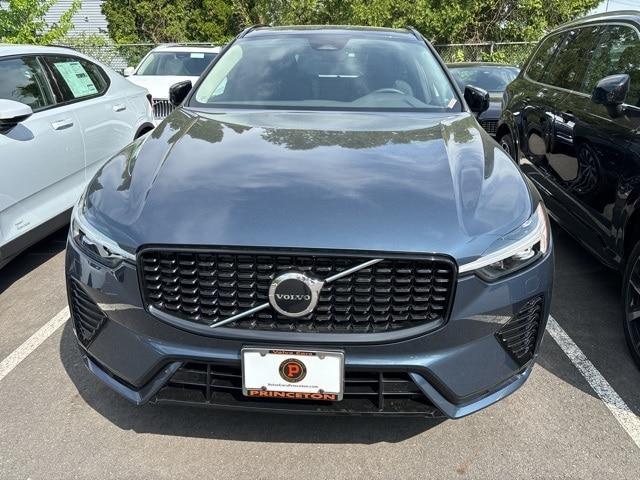 used 2024 Volvo XC60 car, priced at $43,700