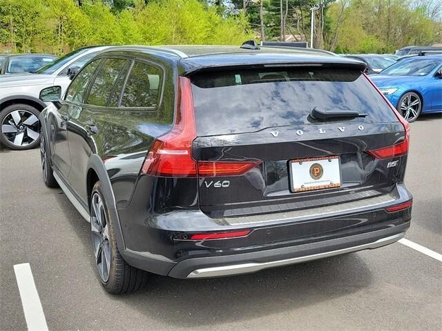 new 2024 Volvo V60 Cross Country car, priced at $61,940