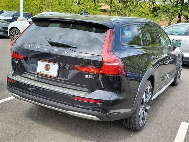 new 2024 Volvo V60 Cross Country car, priced at $61,940