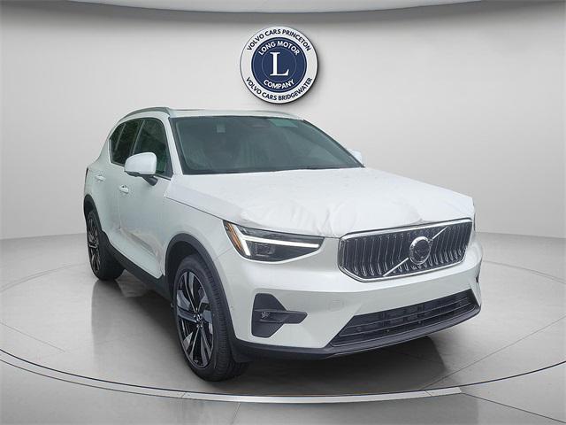 new 2025 Volvo XC40 car, priced at $51,550