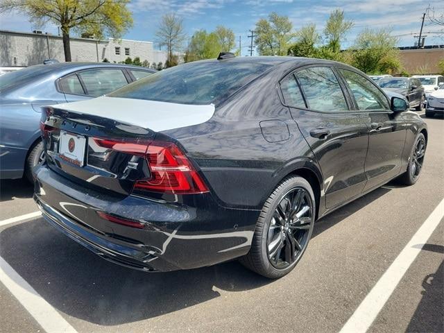 new 2024 Volvo S60 Recharge Plug-In Hybrid car, priced at $59,975