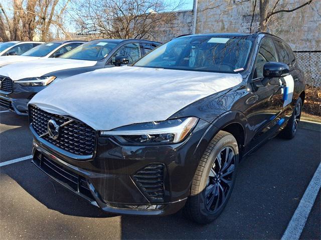 new 2025 Volvo XC60 car, priced at $51,075