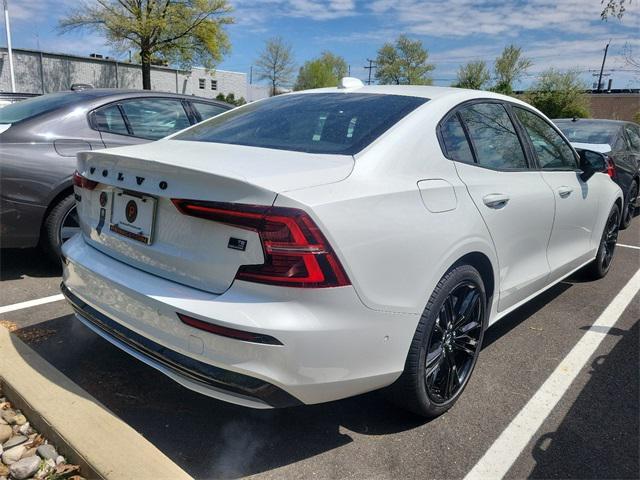 new 2024 Volvo S60 Recharge Plug-In Hybrid car, priced at $59,975