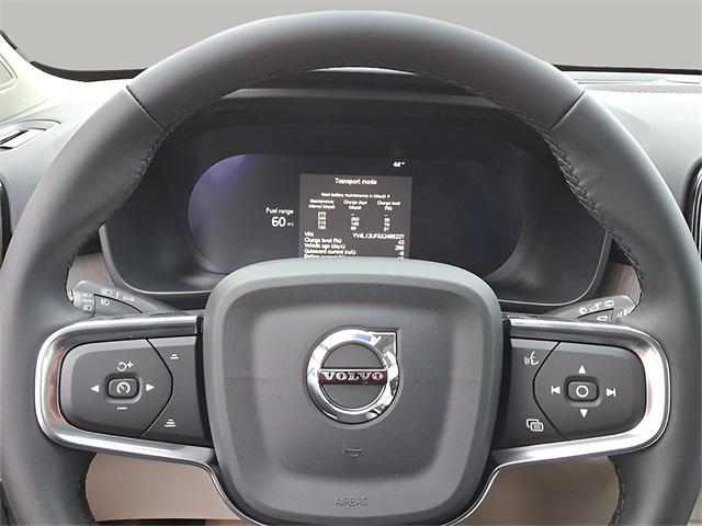 new 2025 Volvo XC40 car, priced at $52,235