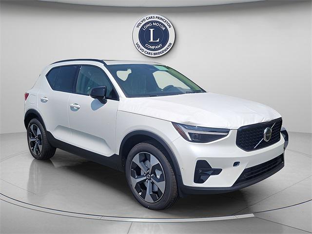 new 2025 Volvo XC40 car, priced at $49,790