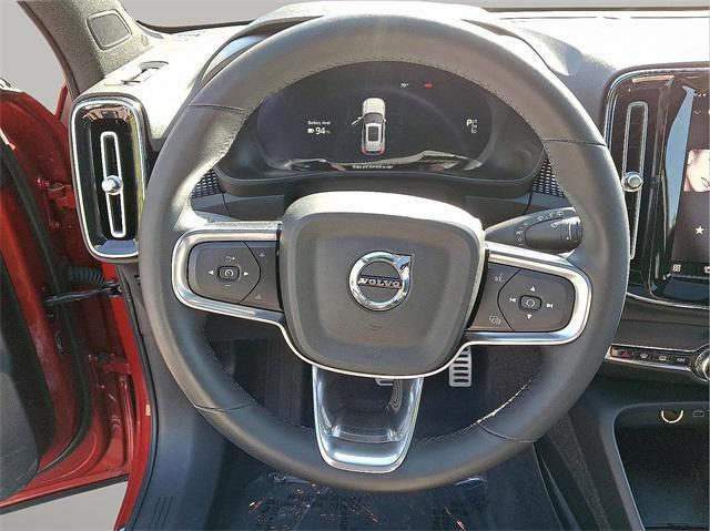 used 2022 Volvo XC40 Recharge Pure Electric car, priced at $33,500