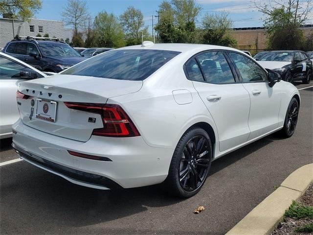 new 2024 Volvo S60 Recharge Plug-In Hybrid car, priced at $59,975