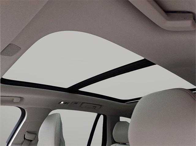 used 2021 Volvo XC90 car, priced at $26,500