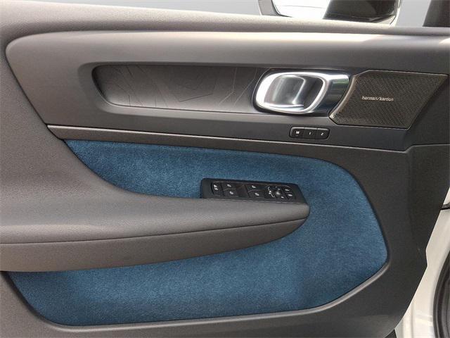 used 2024 Volvo C40 Recharge Pure Electric car, priced at $37,500