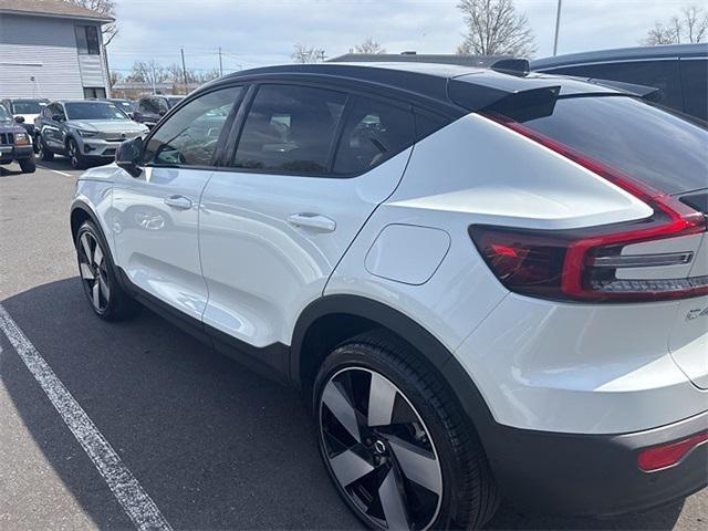 used 2022 Volvo C40 Recharge Pure Electric car, priced at $32,250