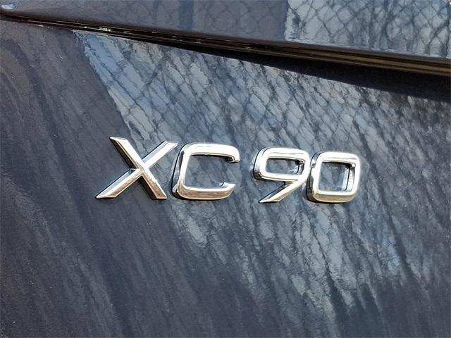 new 2025 Volvo XC90 car, priced at $71,875