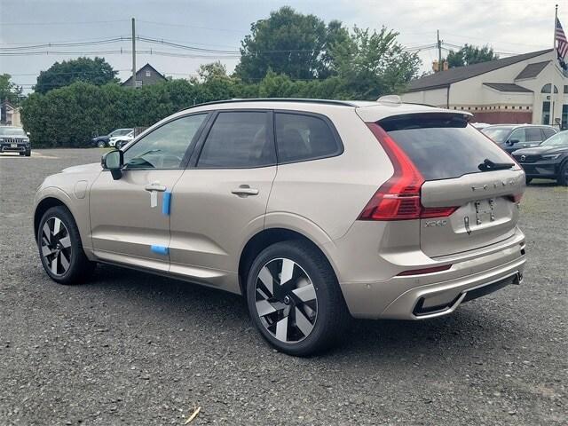 new 2025 Volvo XC60 Plug-In Hybrid car, priced at $66,235