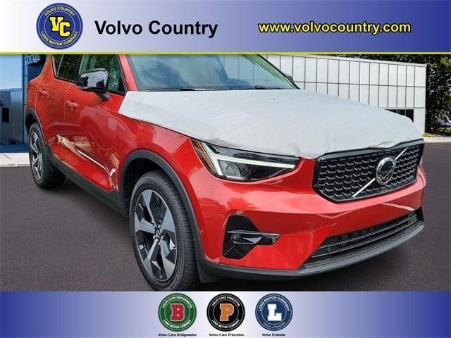 new 2025 Volvo XC40 car, priced at $48,745