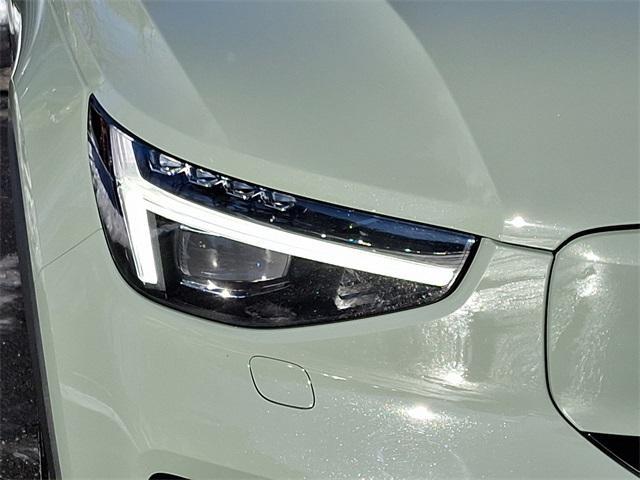 used 2023 Volvo C40 Recharge Pure Electric car, priced at $26,250