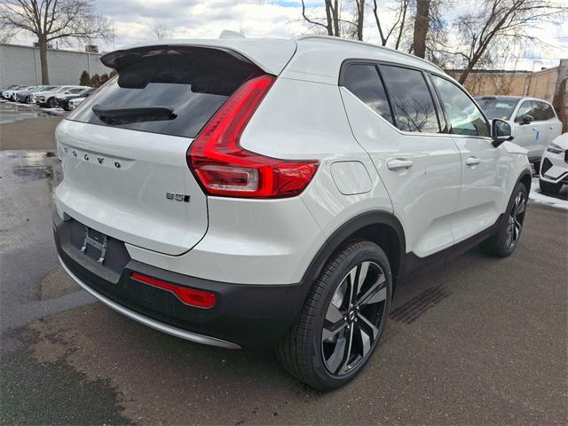 new 2025 Volvo XC40 car, priced at $51,040