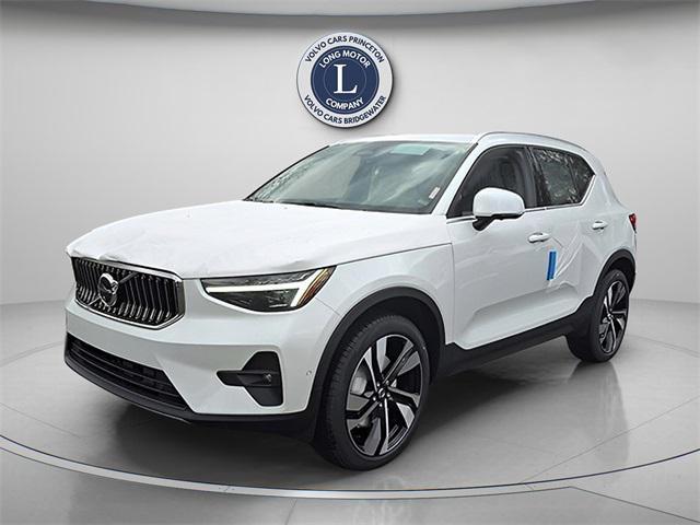 new 2025 Volvo XC40 car, priced at $48,335