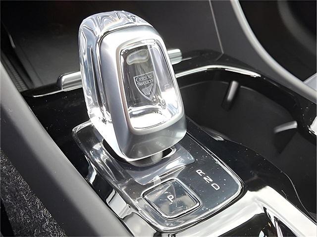 new 2025 Volvo XC40 car, priced at $48,335