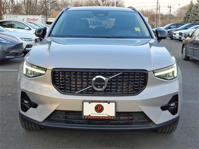 used 2023 Volvo XC40 car, priced at $36,962