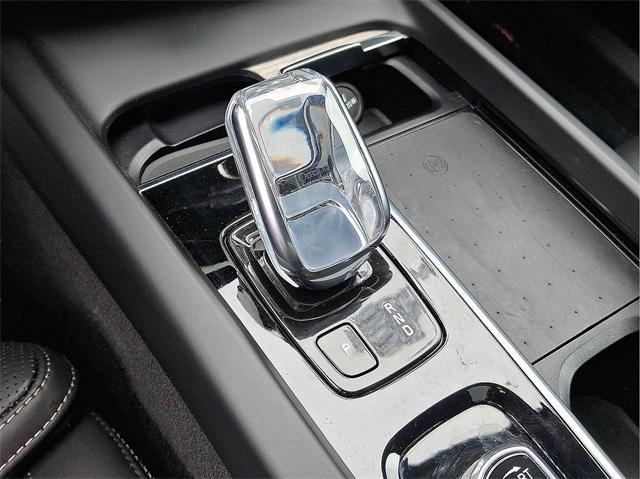 used 2022 Volvo XC60 car, priced at $35,900