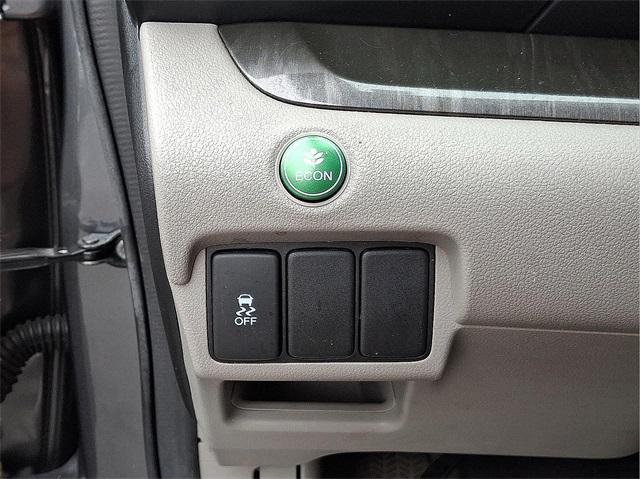 used 2013 Honda CR-V car, priced at $12,000