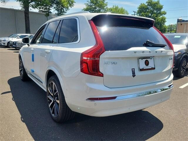 new 2024 Volvo XC90 car, priced at $71,395