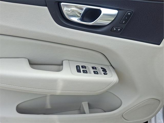used 2023 Volvo XC60 car, priced at $37,991