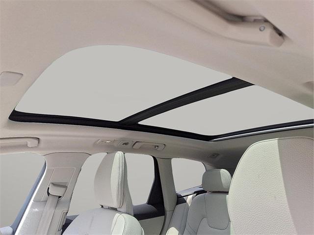 used 2023 Volvo XC60 car, priced at $37,000