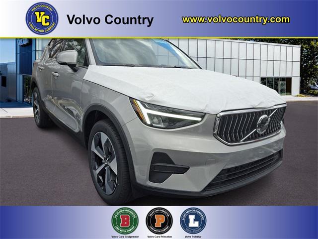 new 2025 Volvo XC40 car, priced at $46,465