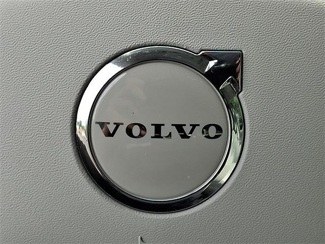 new 2025 Volvo EX90 car, priced at $82,385