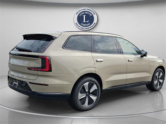 new 2025 Volvo EX90 car, priced at $82,385