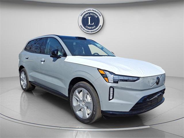 new 2025 Volvo EX90 car, priced at $81,535