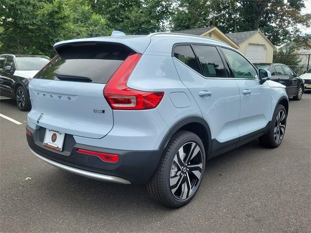 new 2025 Volvo XC40 car, priced at $52,140