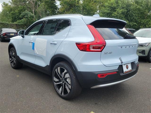 new 2025 Volvo XC40 car, priced at $52,140