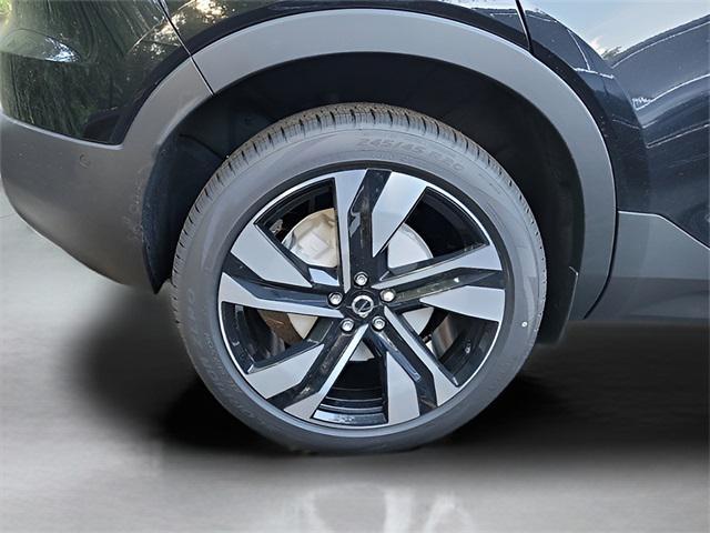 new 2025 Volvo XC40 car, priced at $49,790