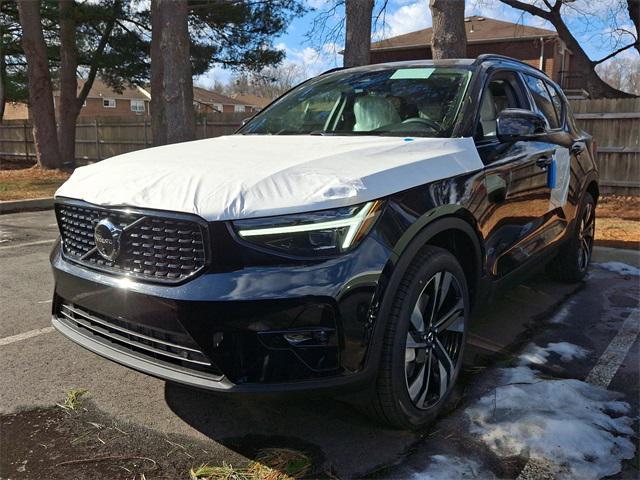 new 2025 Volvo XC40 car, priced at $51,145