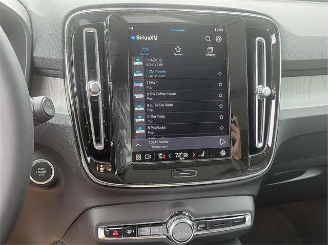 new 2025 Volvo XC40 car, priced at $48,315