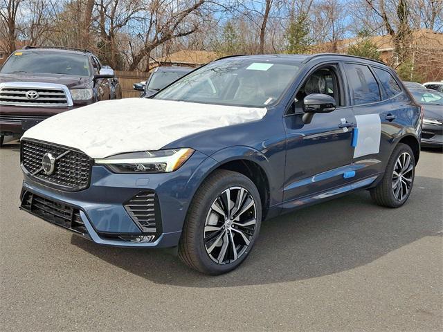 new 2025 Volvo XC60 car, priced at $55,335